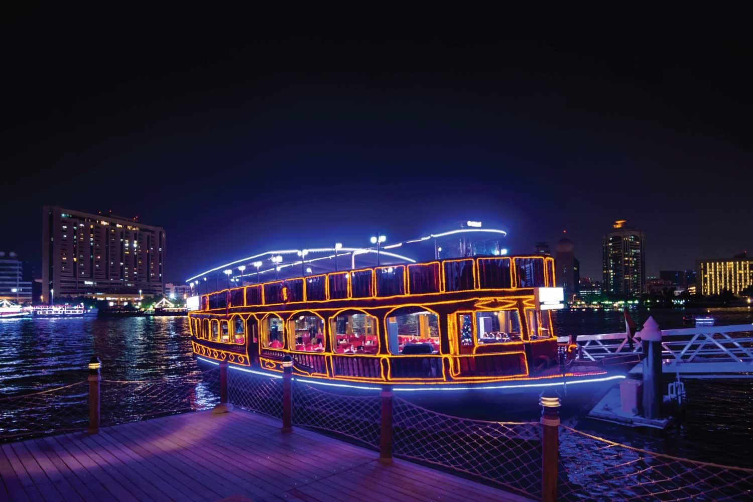 Dubai 4 Nights Tour Package with 1 hour Limousine Ride